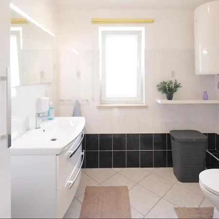 Apartman Relaxing Oasis Near