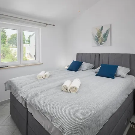 Relaxing Oasis Near דירה *