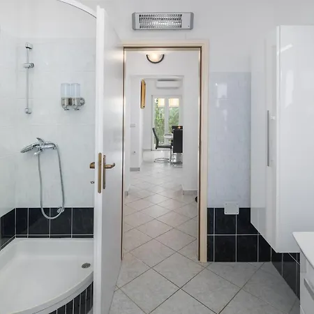 דירה Relaxing Oasis Near פורץ