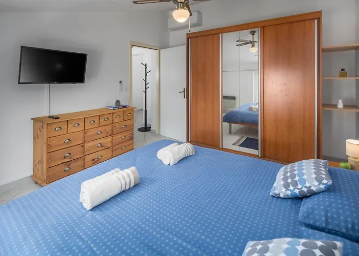 Relaxing Oasis Near بوريتش